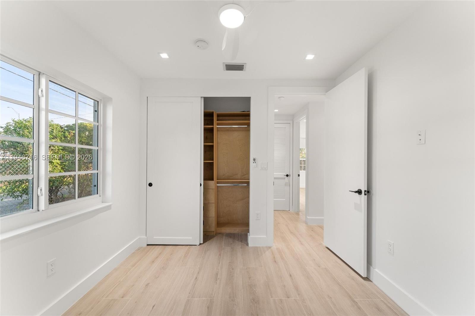 1880 NE 180th St North Miami Beach, FL 33162