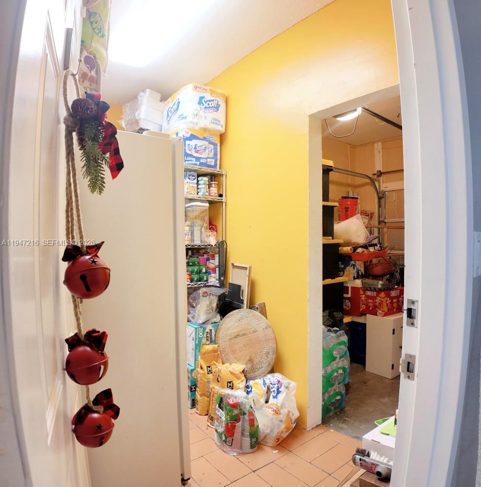 8884 SW 220th Ln Cutler Bay, FL 33190