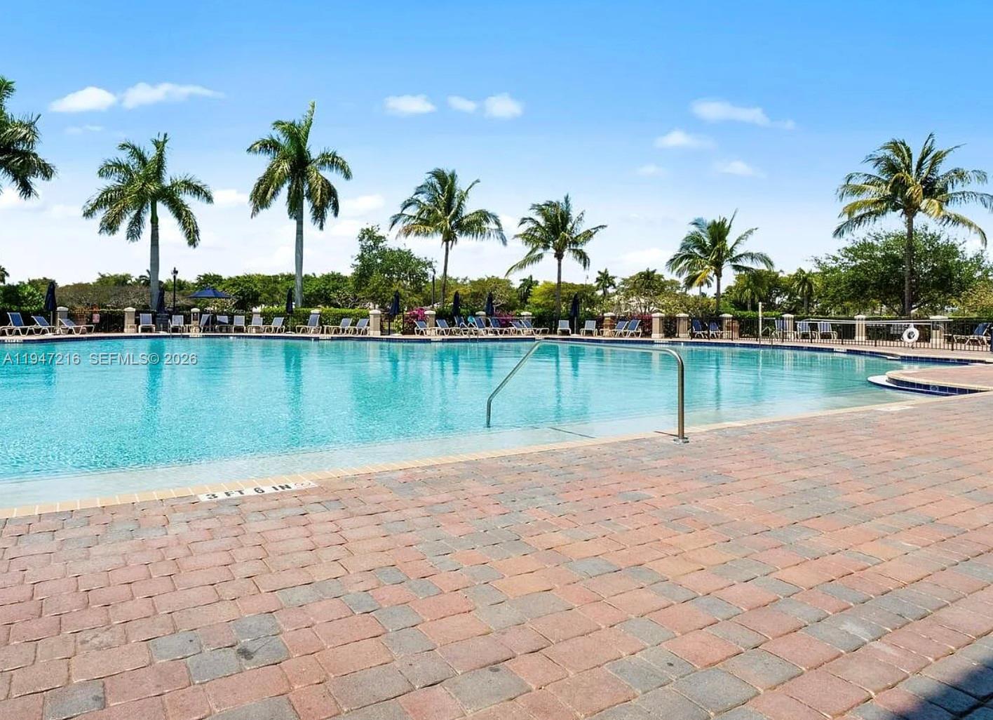 8884 SW 220th Ln Cutler Bay, FL 33190