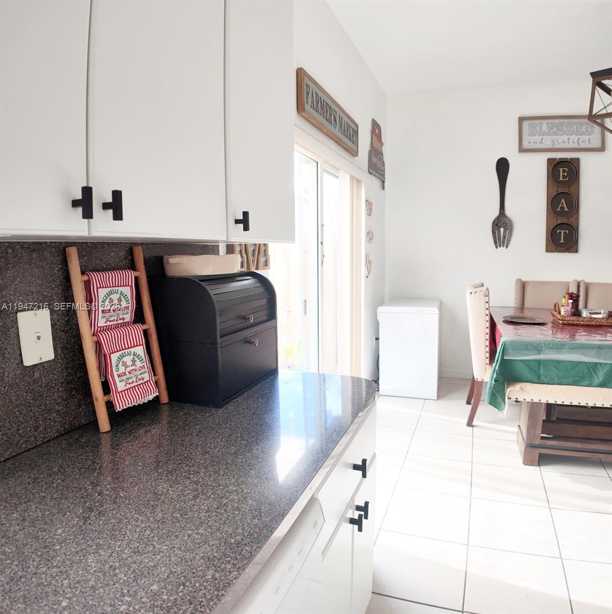 8884 SW 220th Ln Cutler Bay, FL 33190