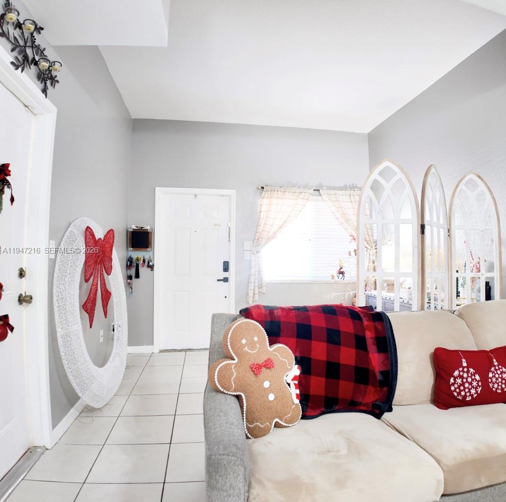 8884 SW 220th Ln Cutler Bay, FL 33190