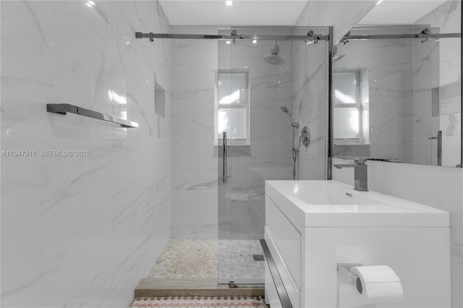 760 NE 115th St Biscayne Park, FL 33161