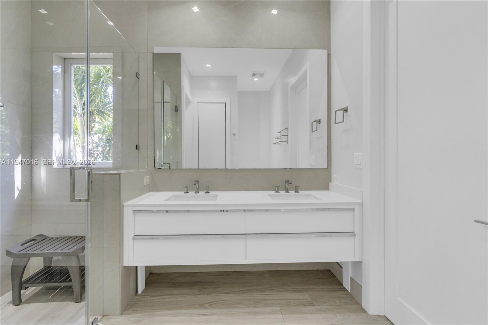 760 NE 115th St Biscayne Park, FL 33161