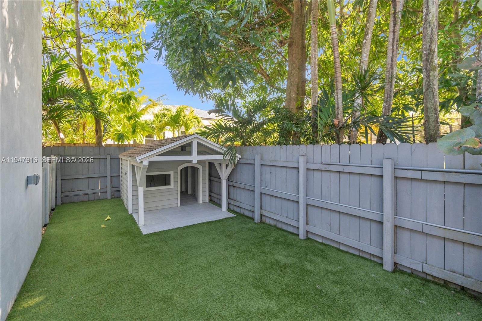 760 NE 115th St Biscayne Park, FL 33161