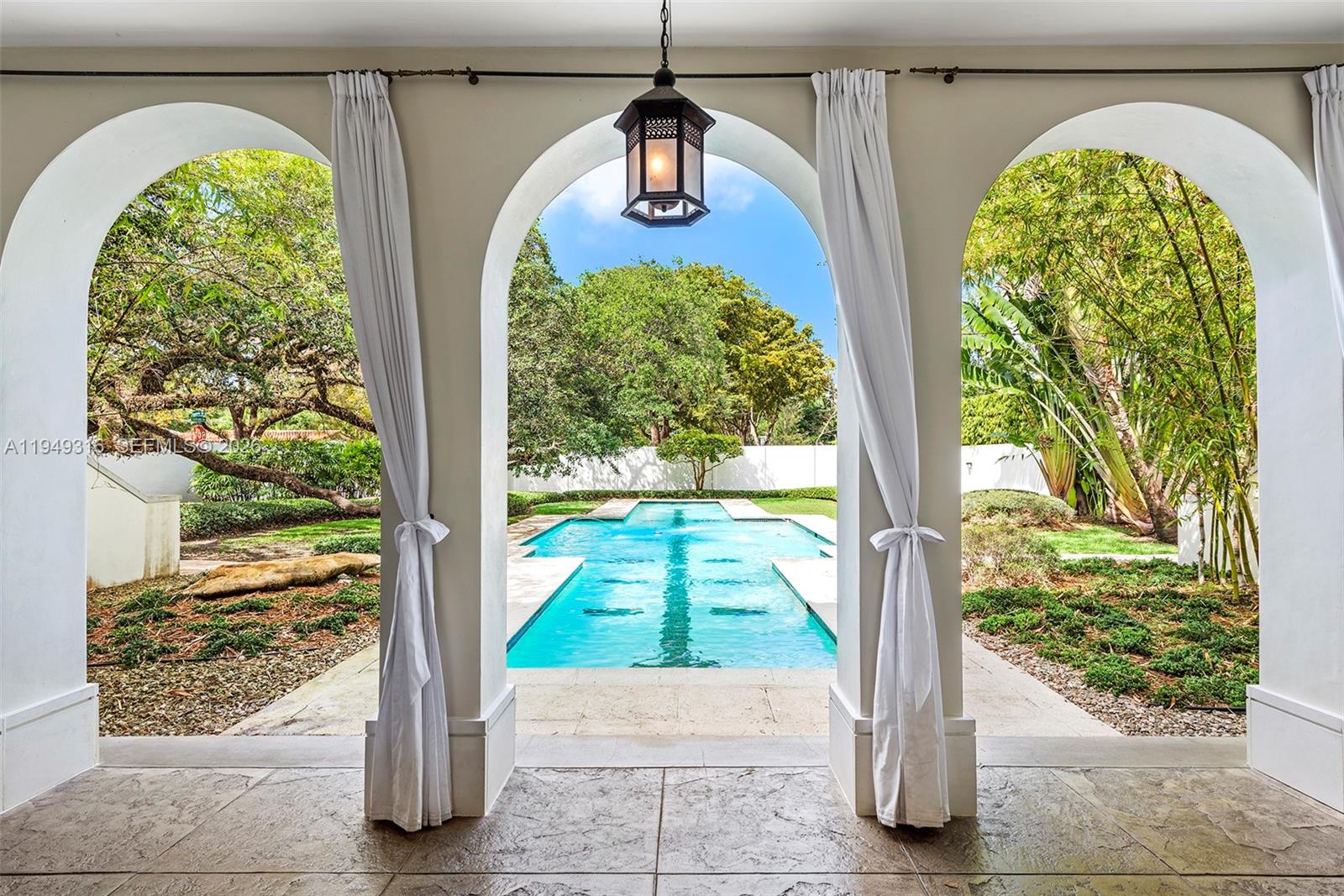 4191 Lybyer Ave Miami, FL 33133