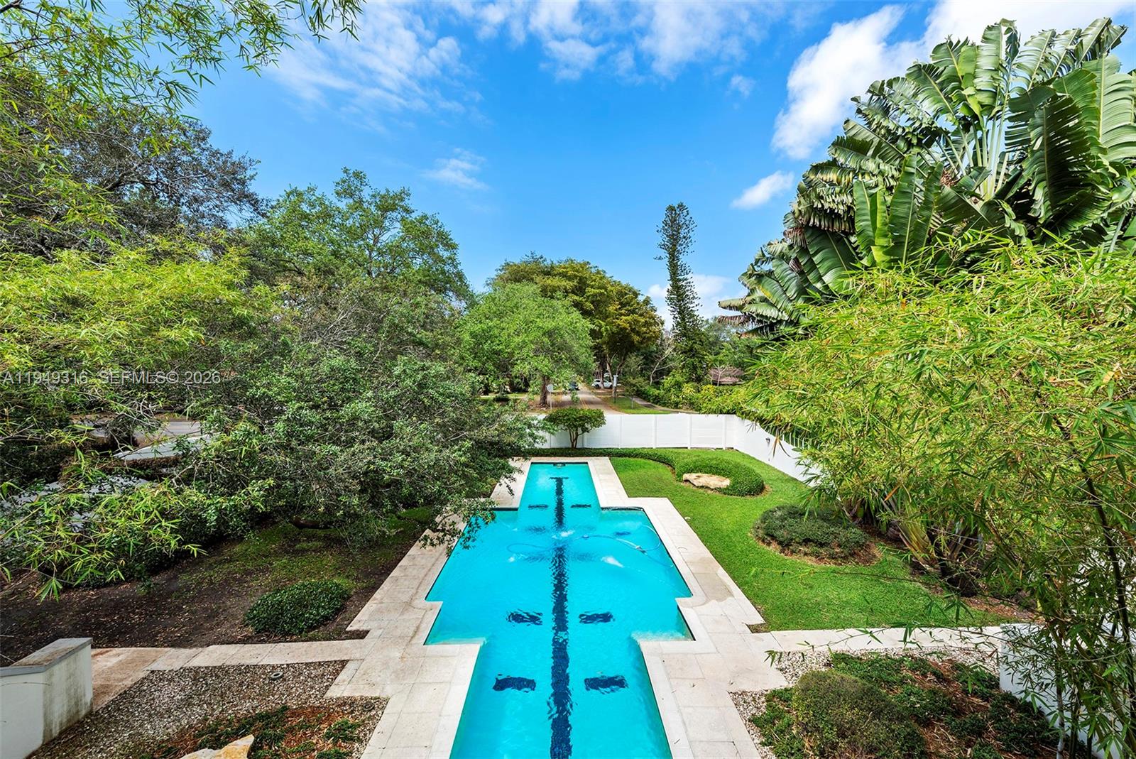 4191 Lybyer Ave Miami, FL 33133