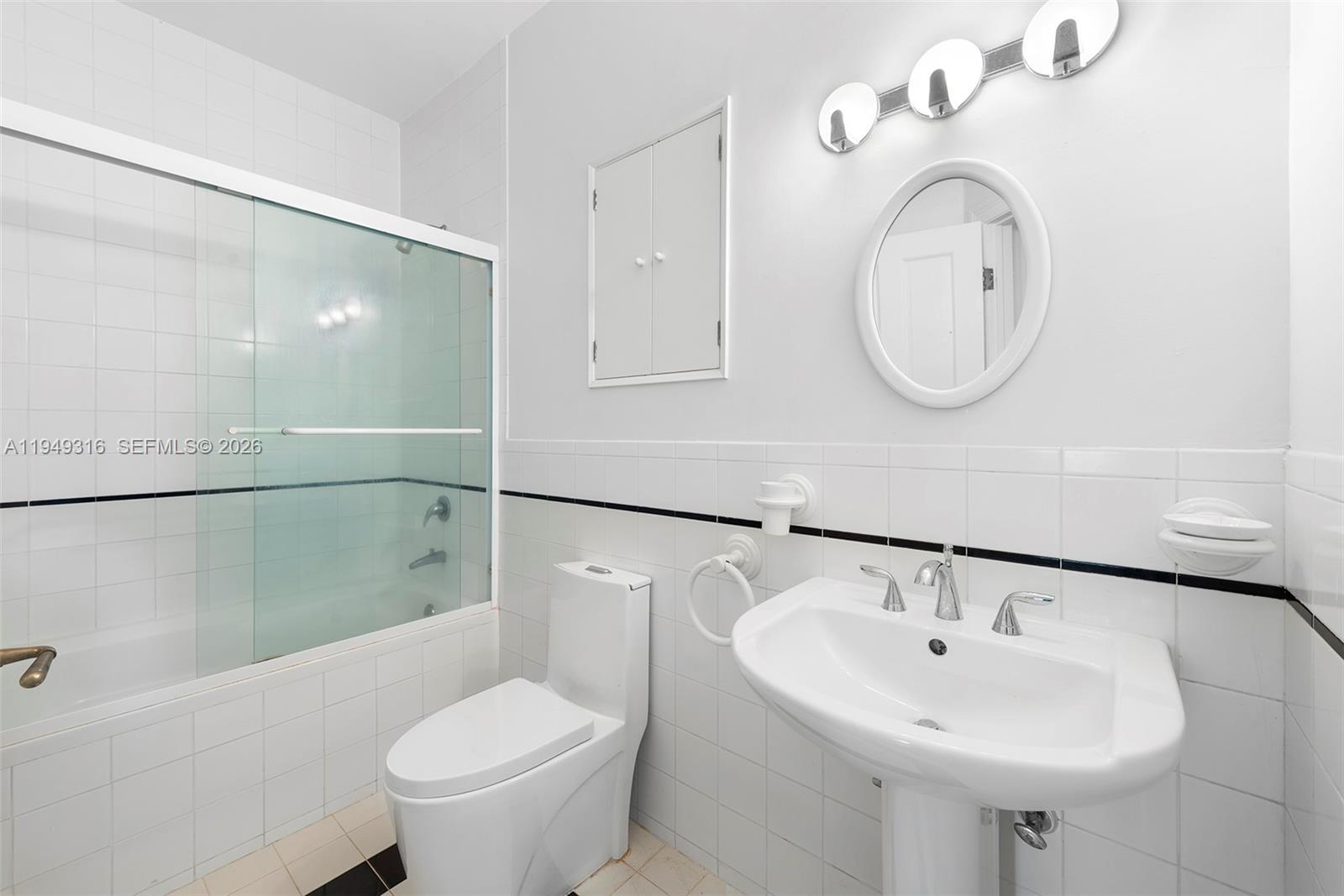 4191 Lybyer Ave Miami, FL 33133