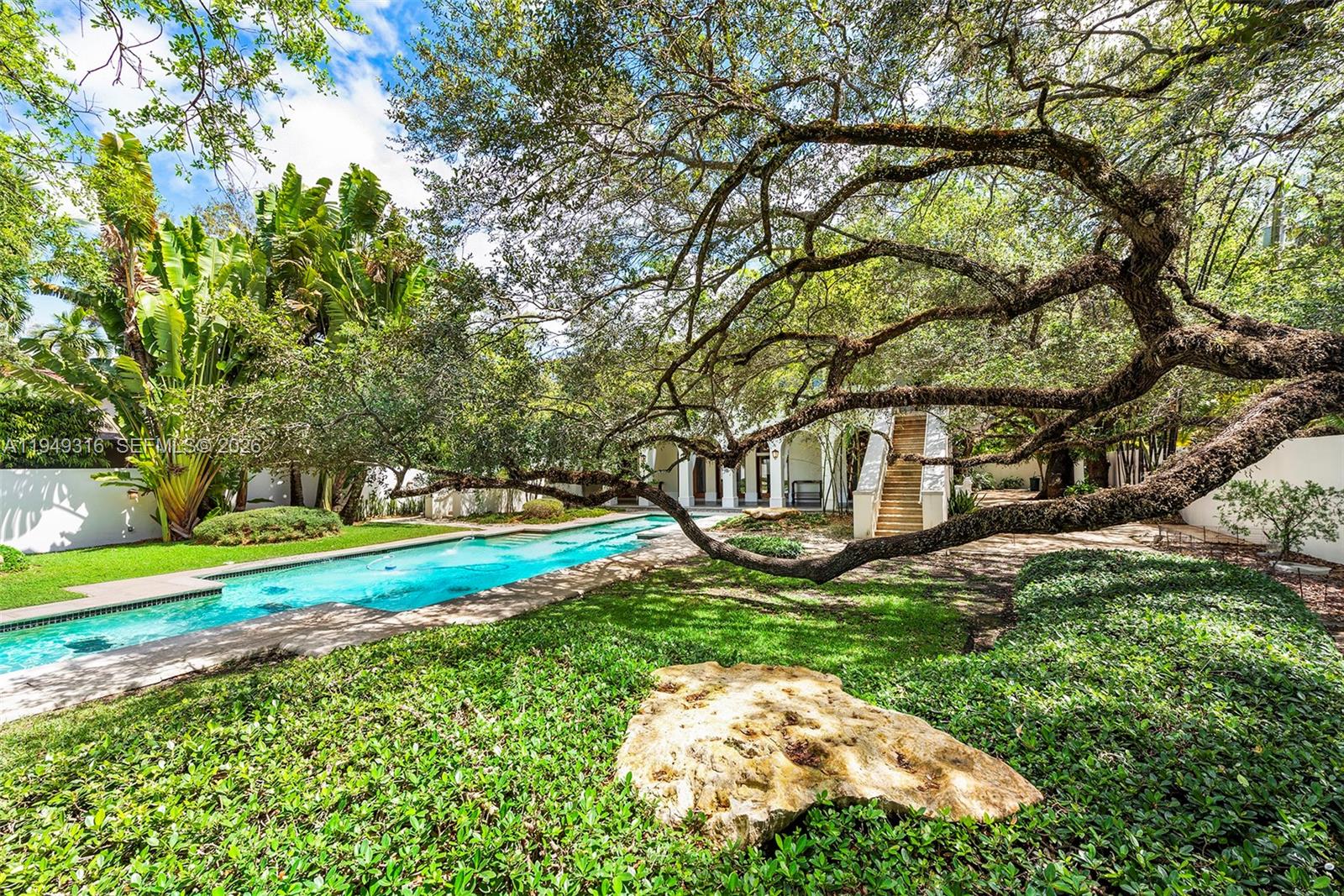 4191 Lybyer Ave Miami, FL 33133