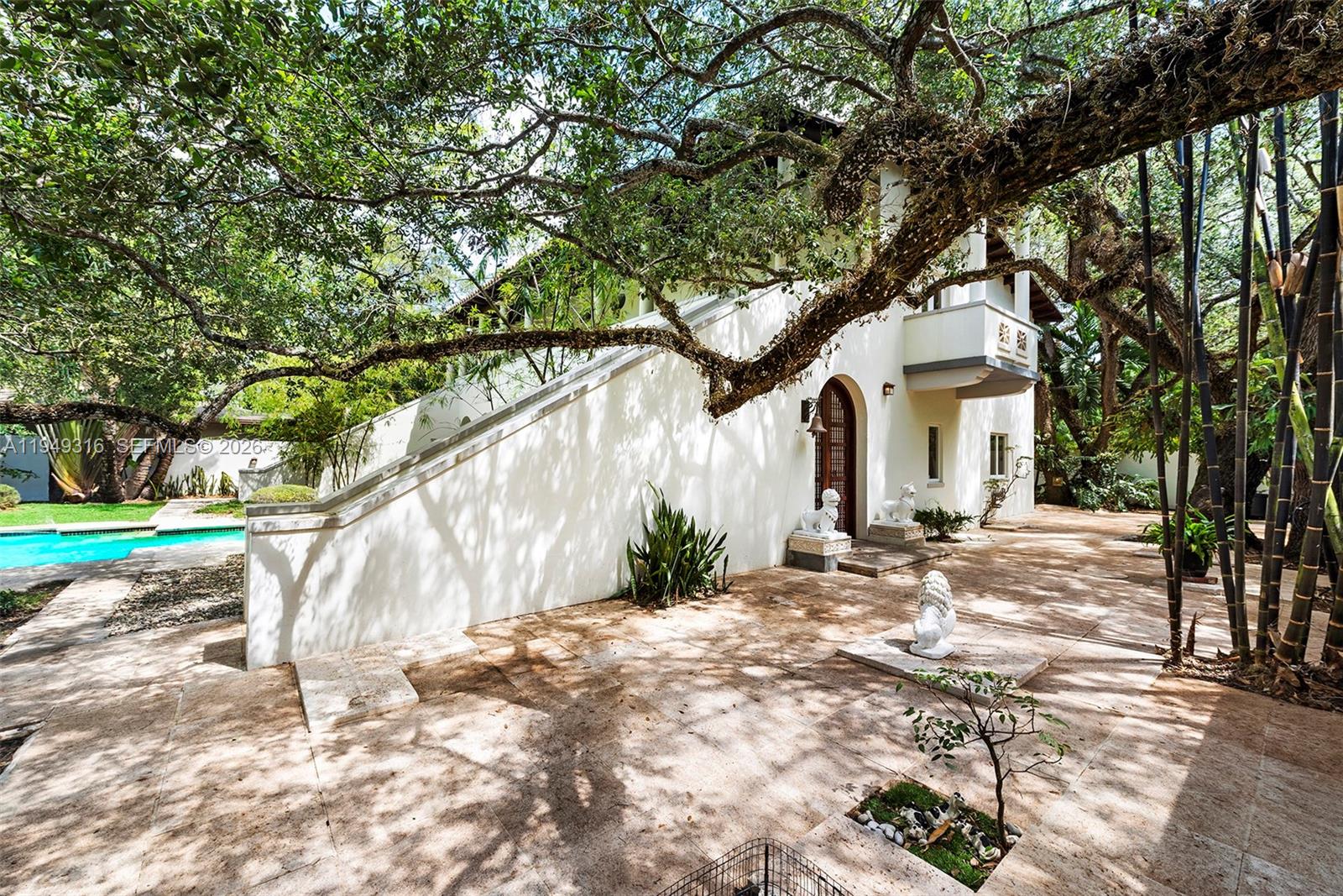 4191 Lybyer Ave Miami, FL 33133