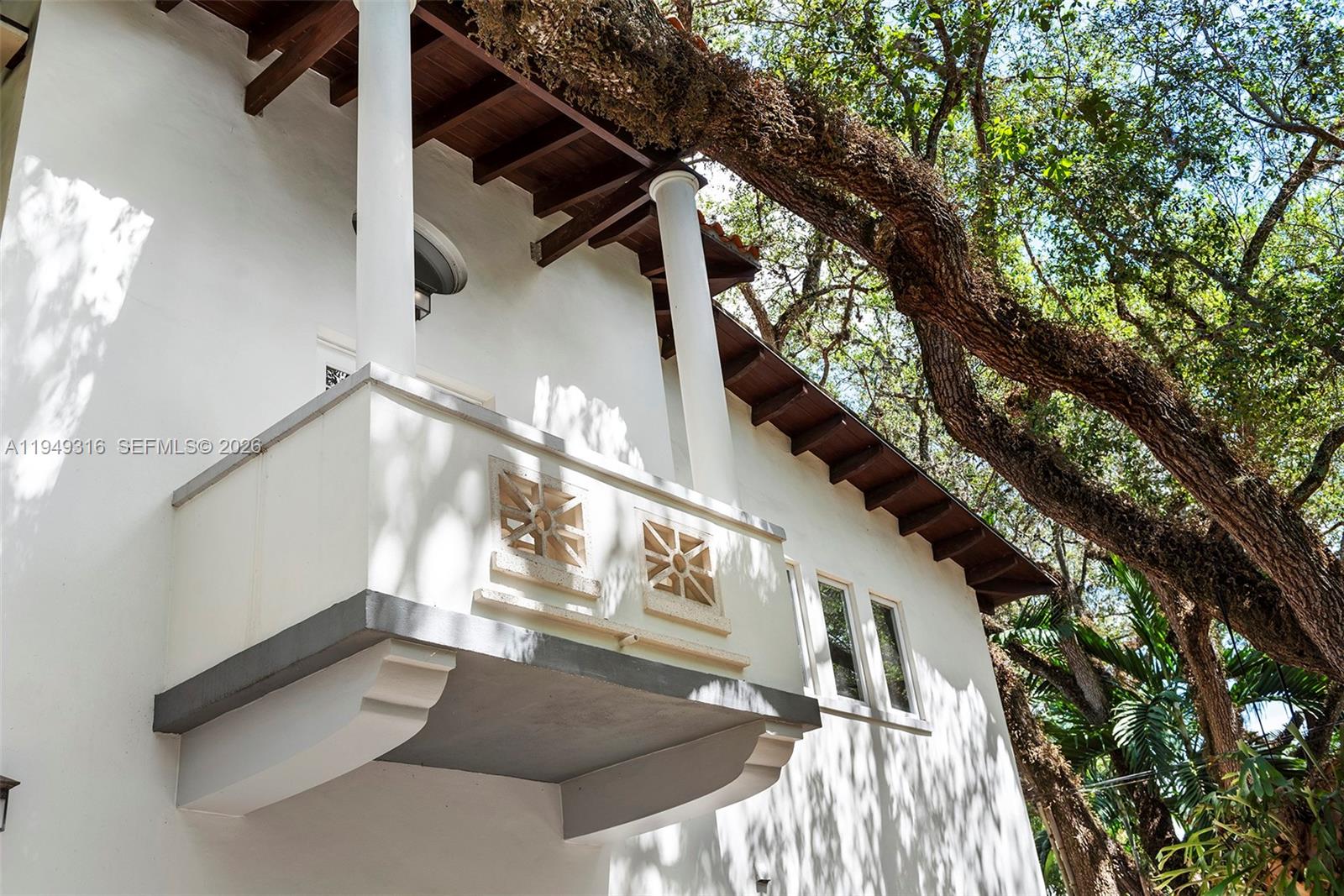 4191 Lybyer Ave Miami, FL 33133