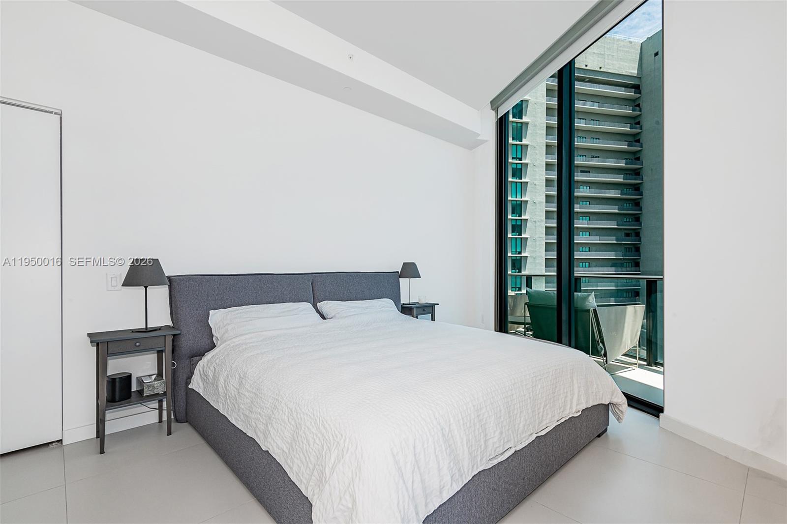 501 NE 31st St #PH4404 Miami, FL 33137