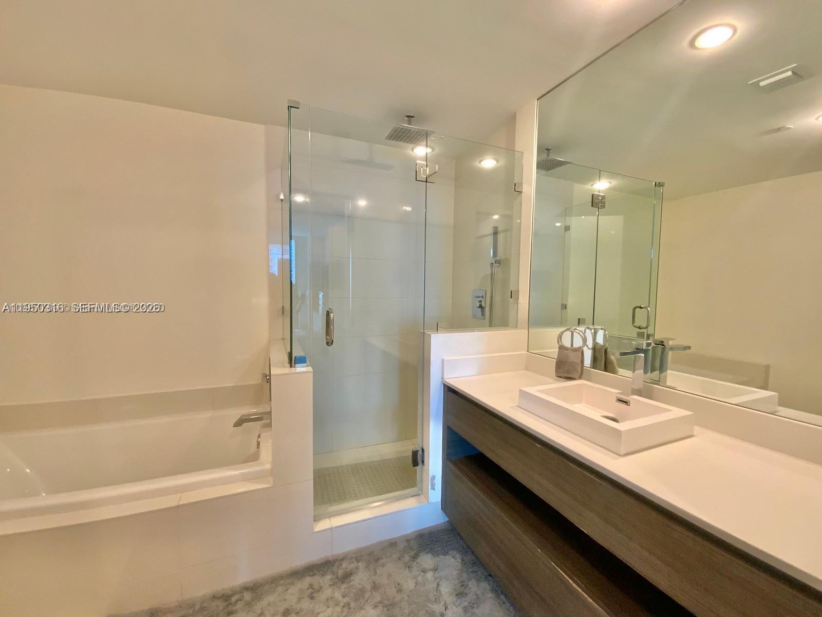 image 1100 Millecento Residence9