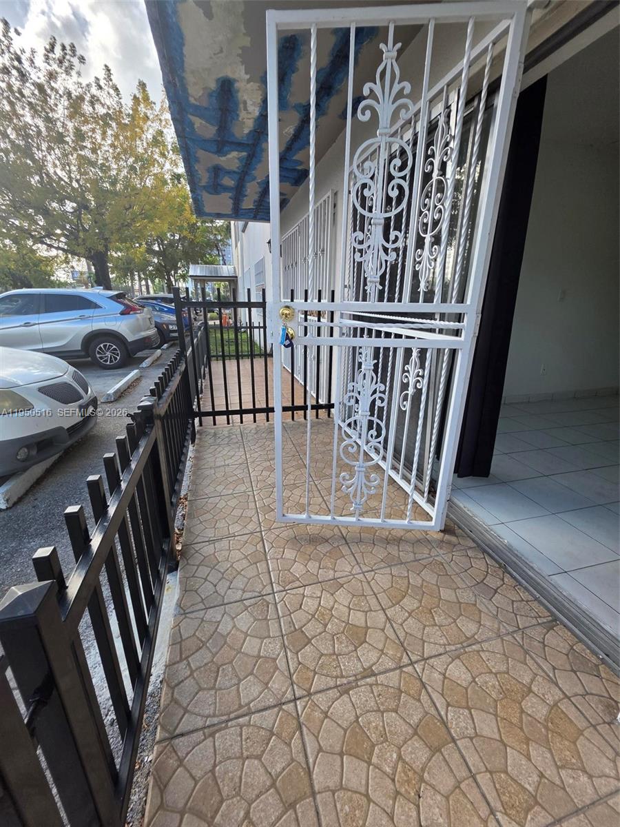 5505 NW 7th St #W117 Miami, FL 33126