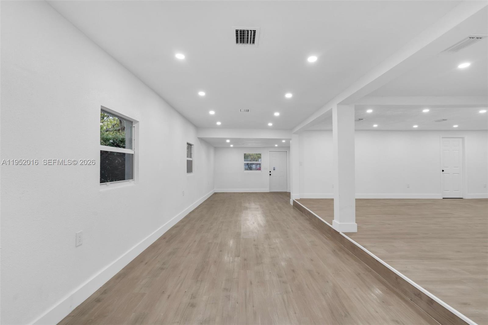 75 NW 160th St Miami, FL 33169