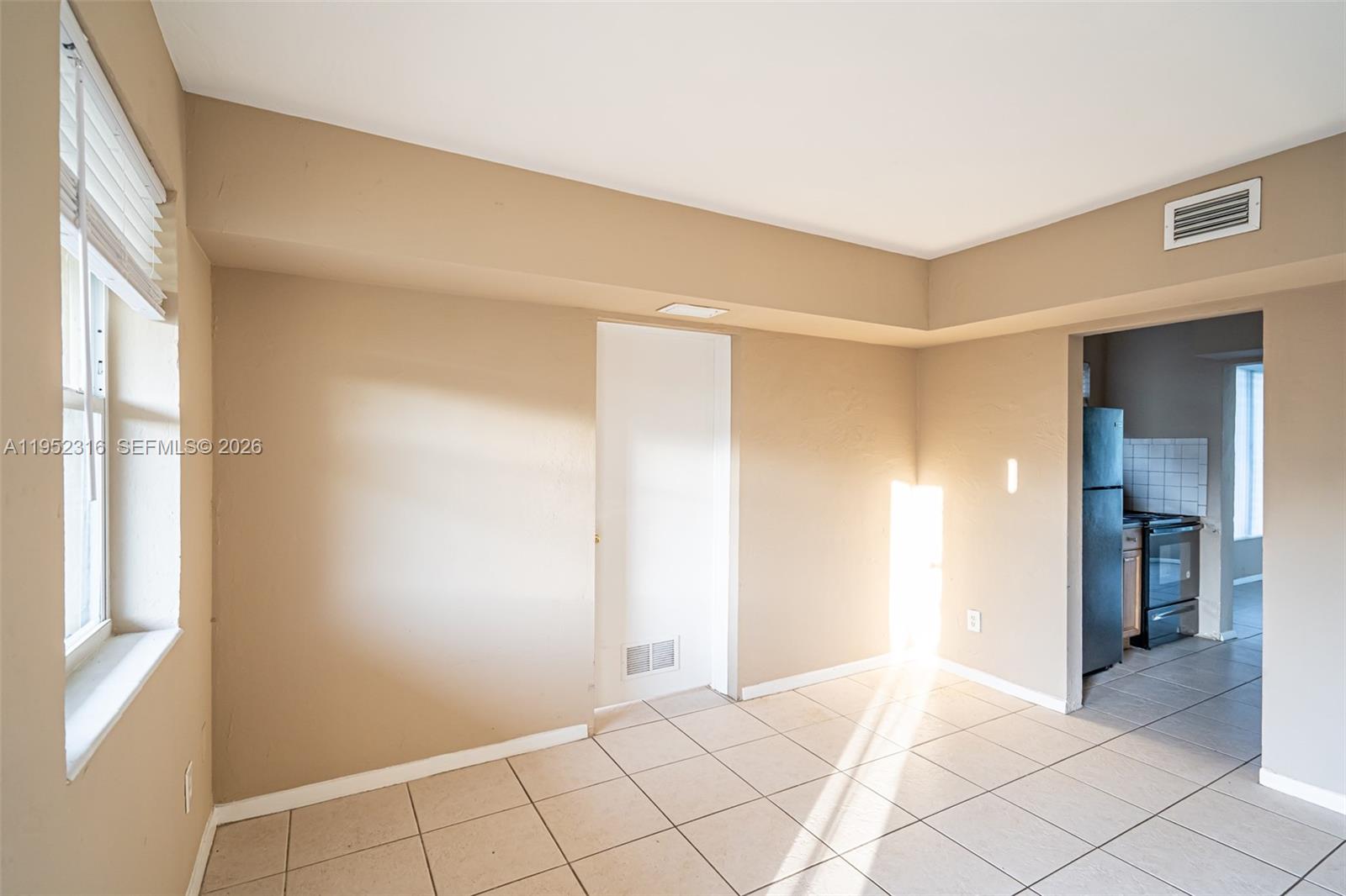 5196 NE 19th Ave Pompano Beach, FL 33064