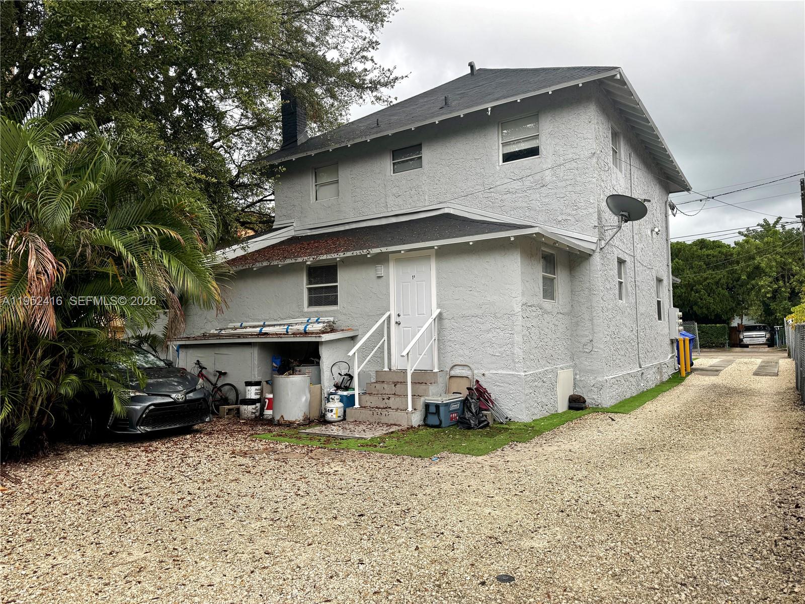 529 SW 3rd St Miami, FL 33130