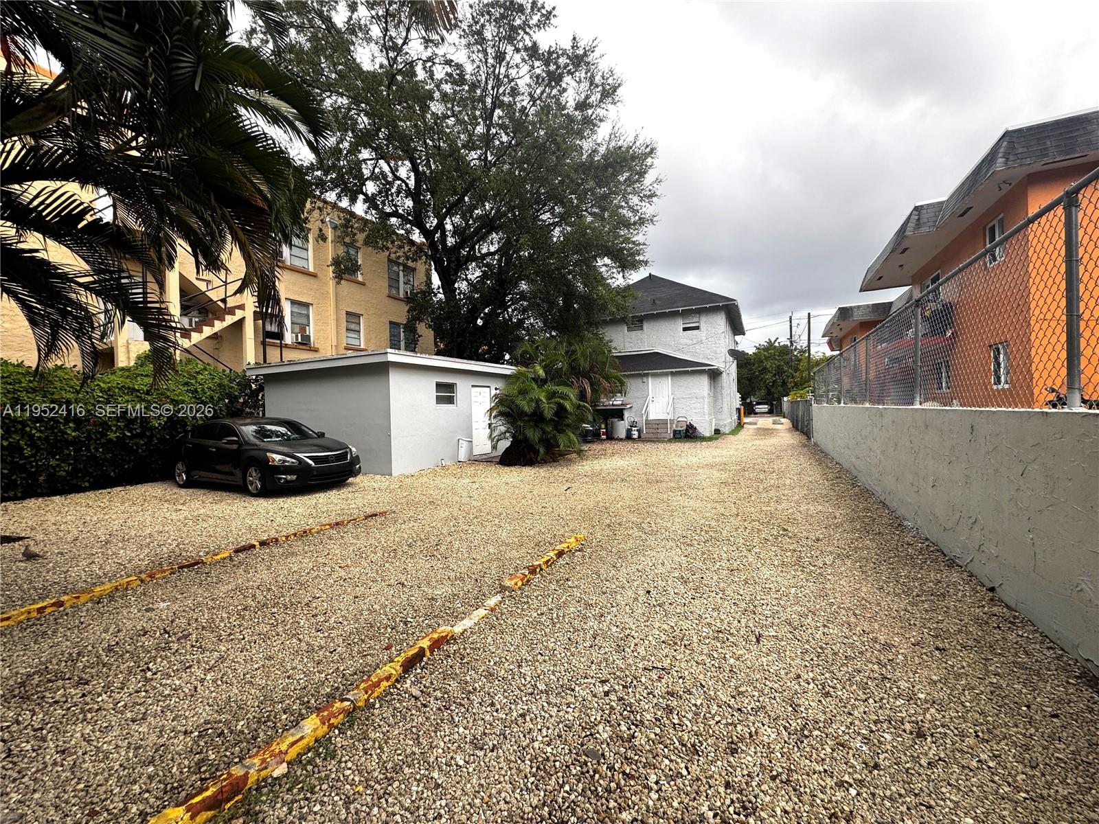 529 SW 3rd St Miami, FL 33130