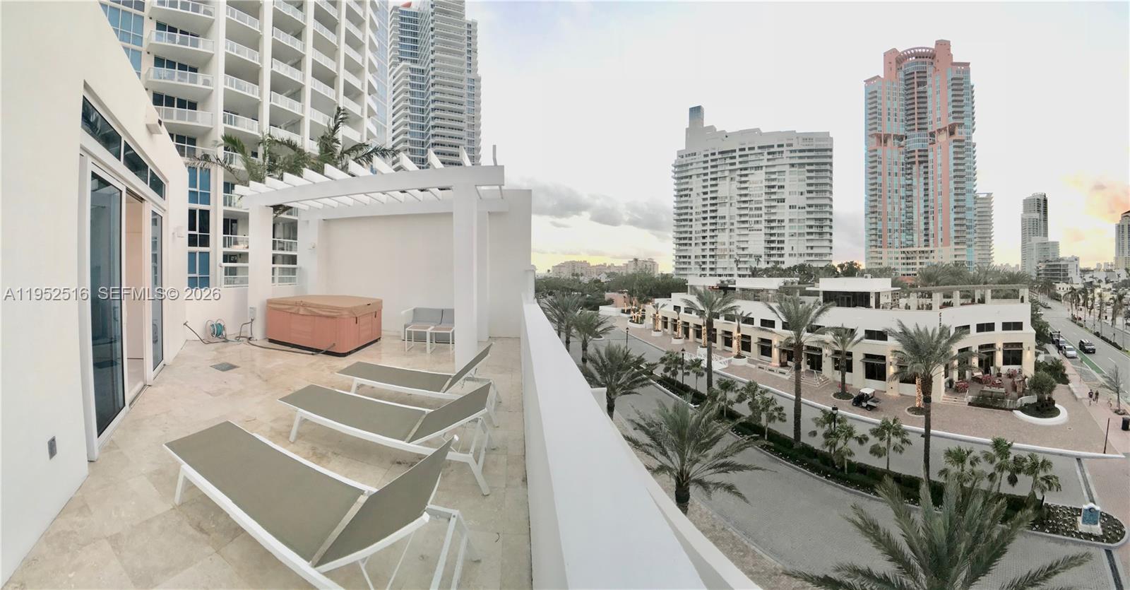 image Continuum South Beach North Tower25