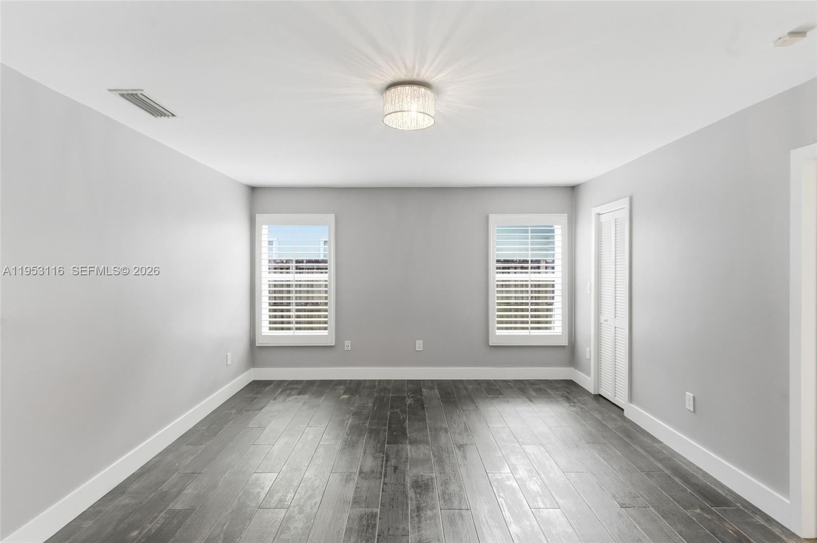 5976 SW 88th Pl Miami, FL 33173