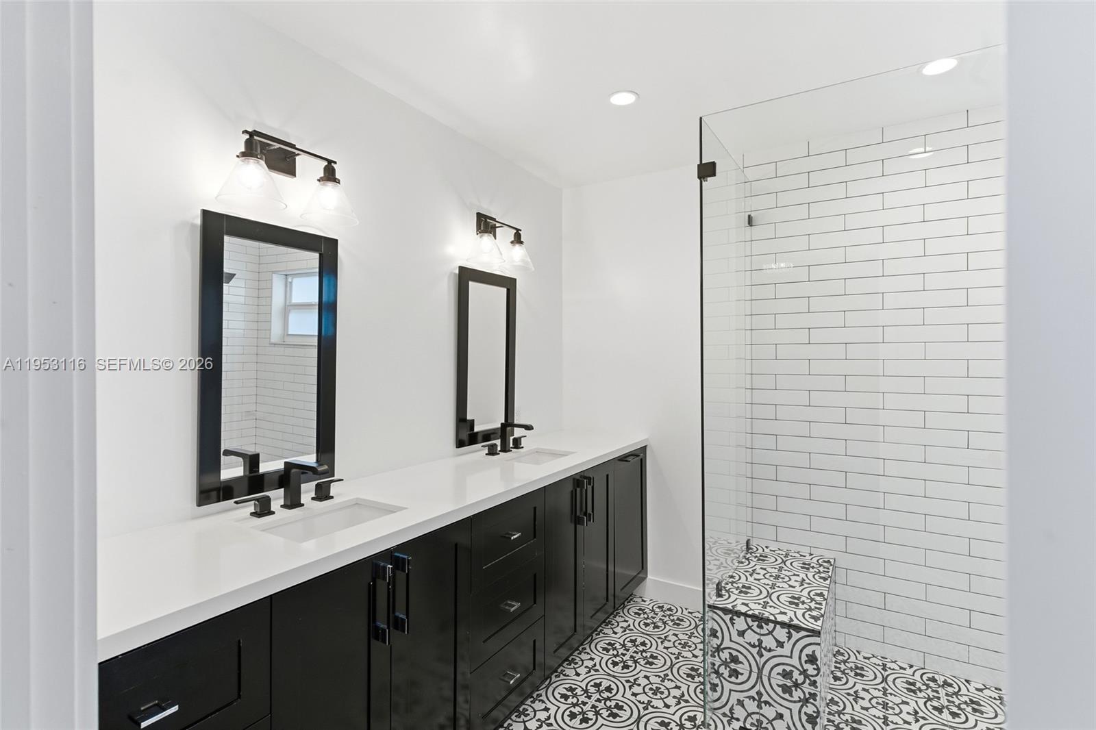 5976 SW 88th Pl Miami, FL 33173