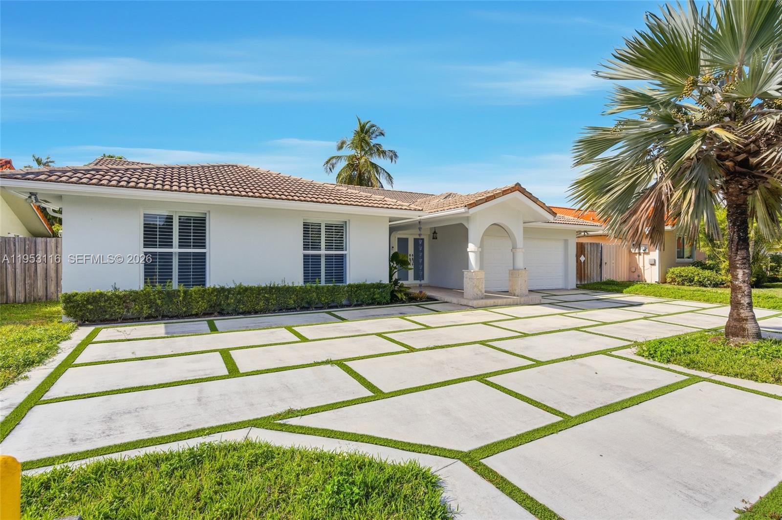 5976 SW 88th Pl Miami, FL 33173