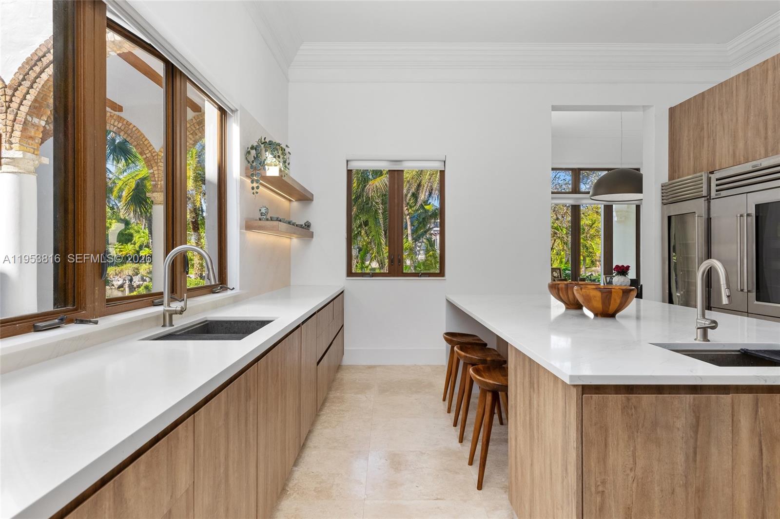 221 Casuarina Concourse Coral Gables, FL 33143