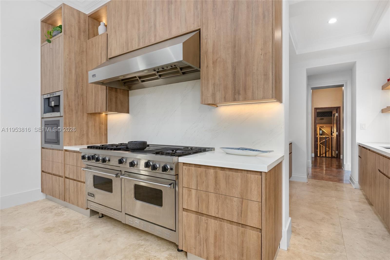 221 Casuarina Concourse Coral Gables, FL 33143