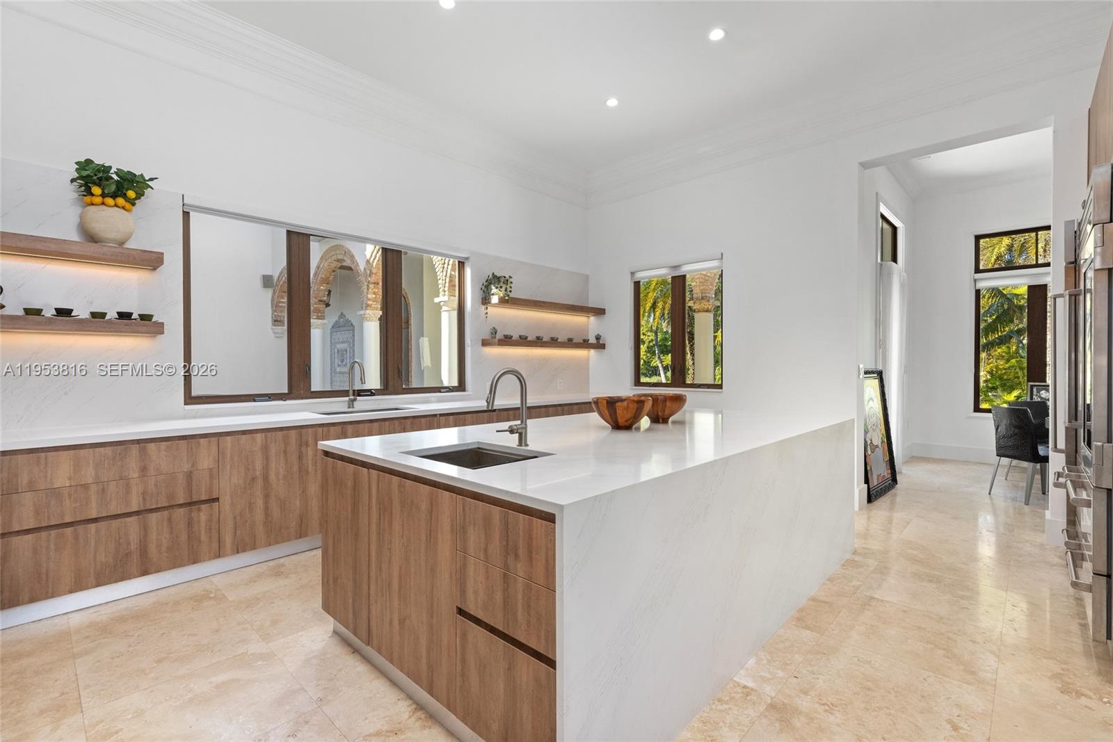 221 Casuarina Concourse Coral Gables, FL 33143