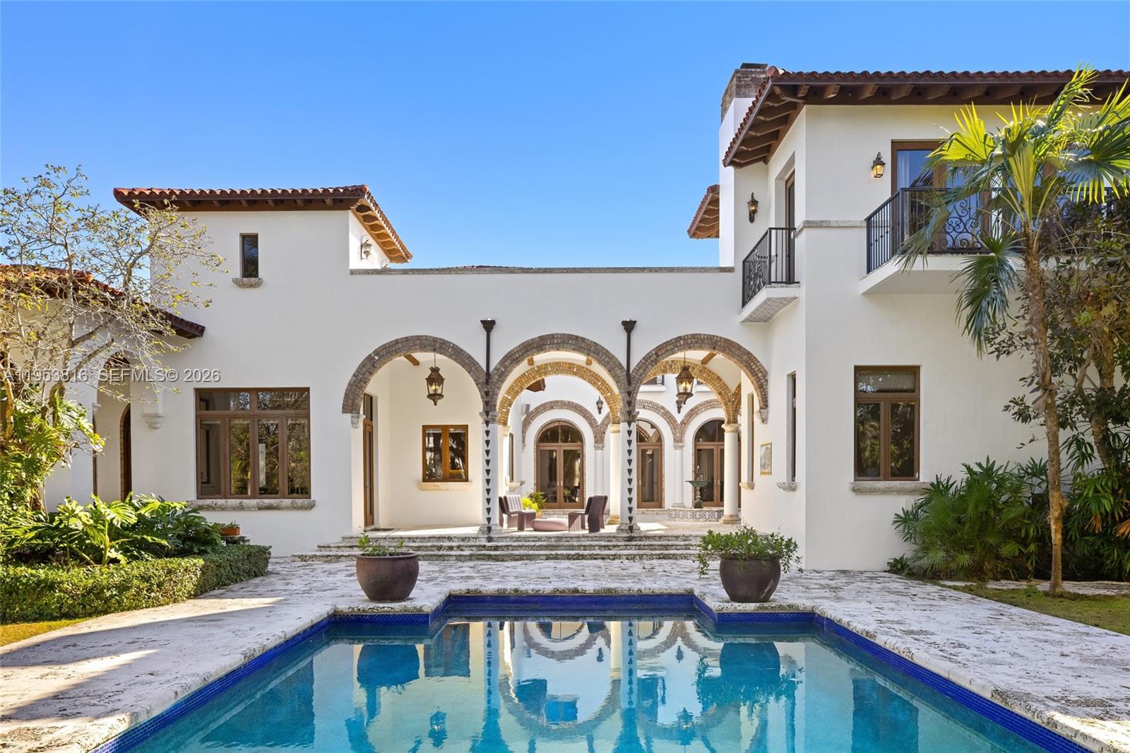 221 Casuarina Concourse Coral Gables, FL 33143