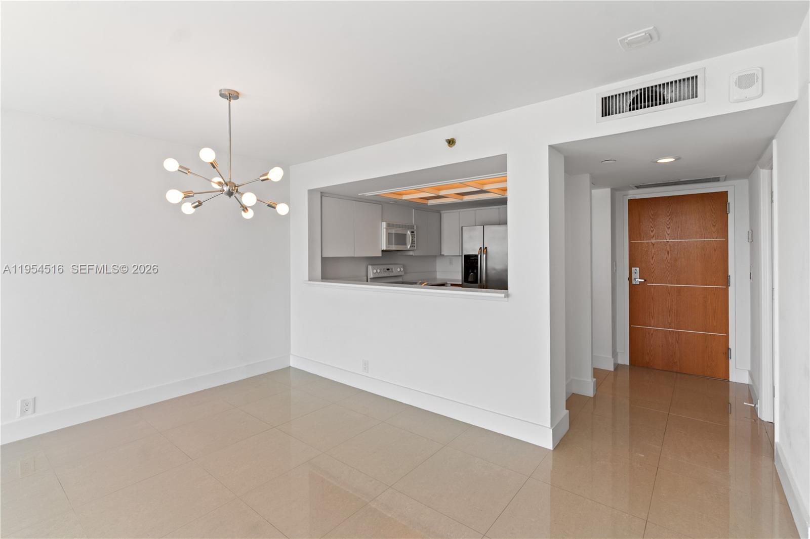 image South Pointe Towers9