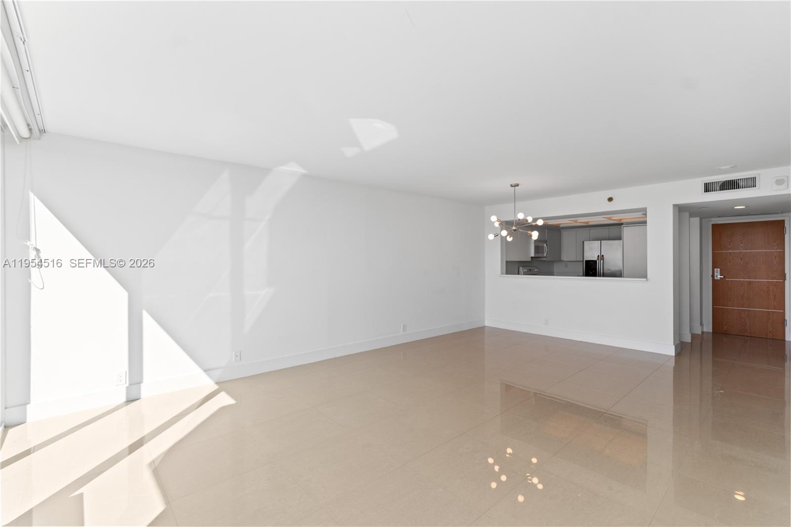 image South Pointe Towers10