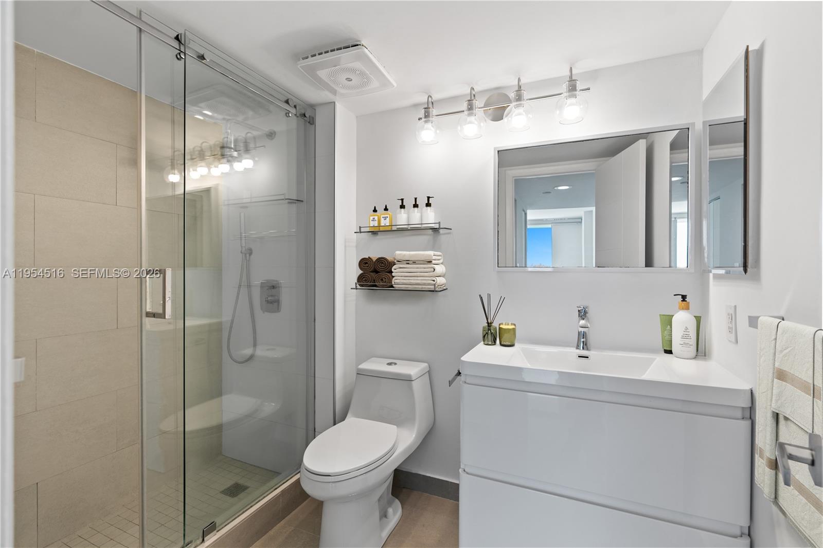 image South Pointe Towers19