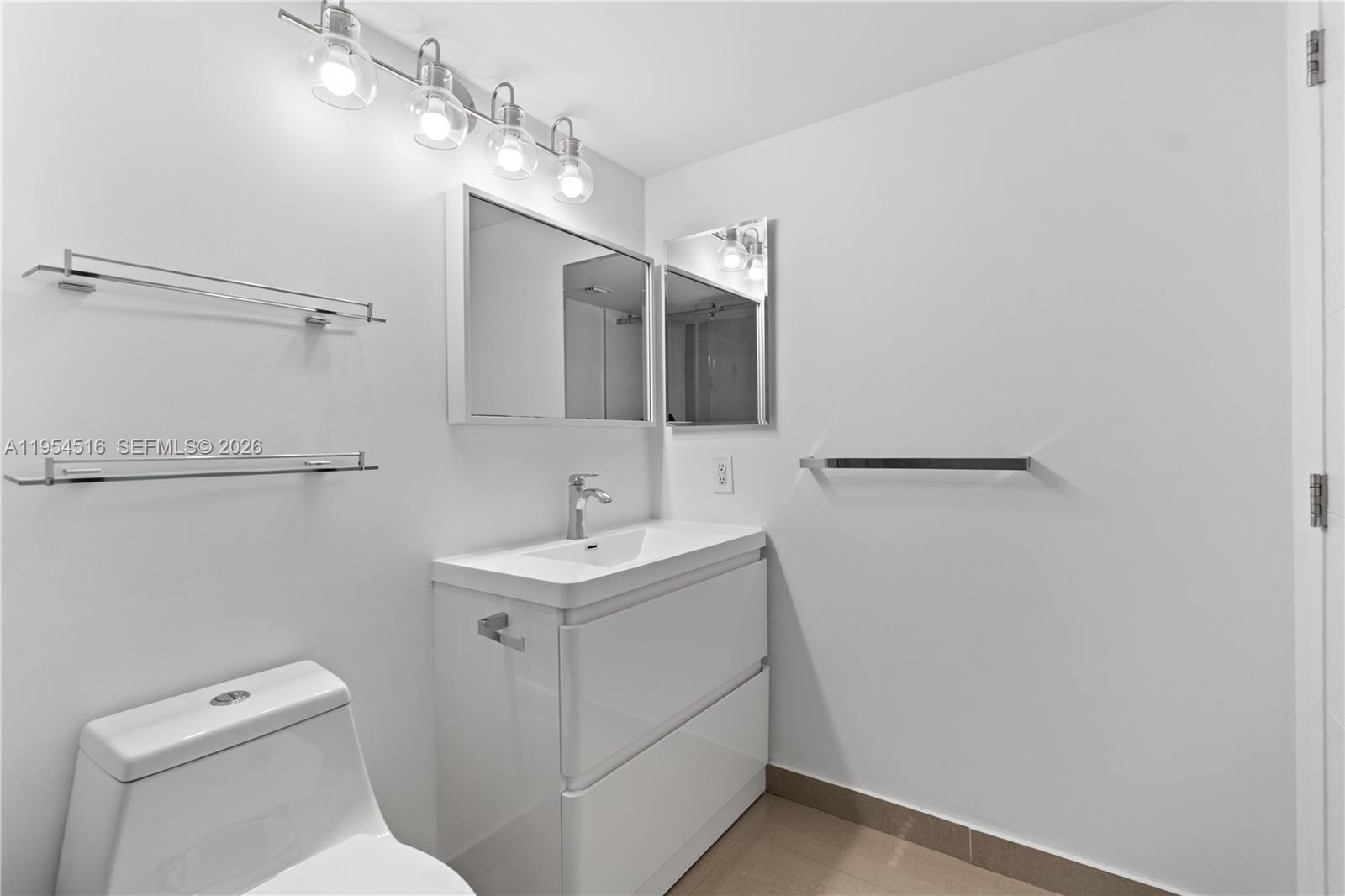 image South Pointe Towers20