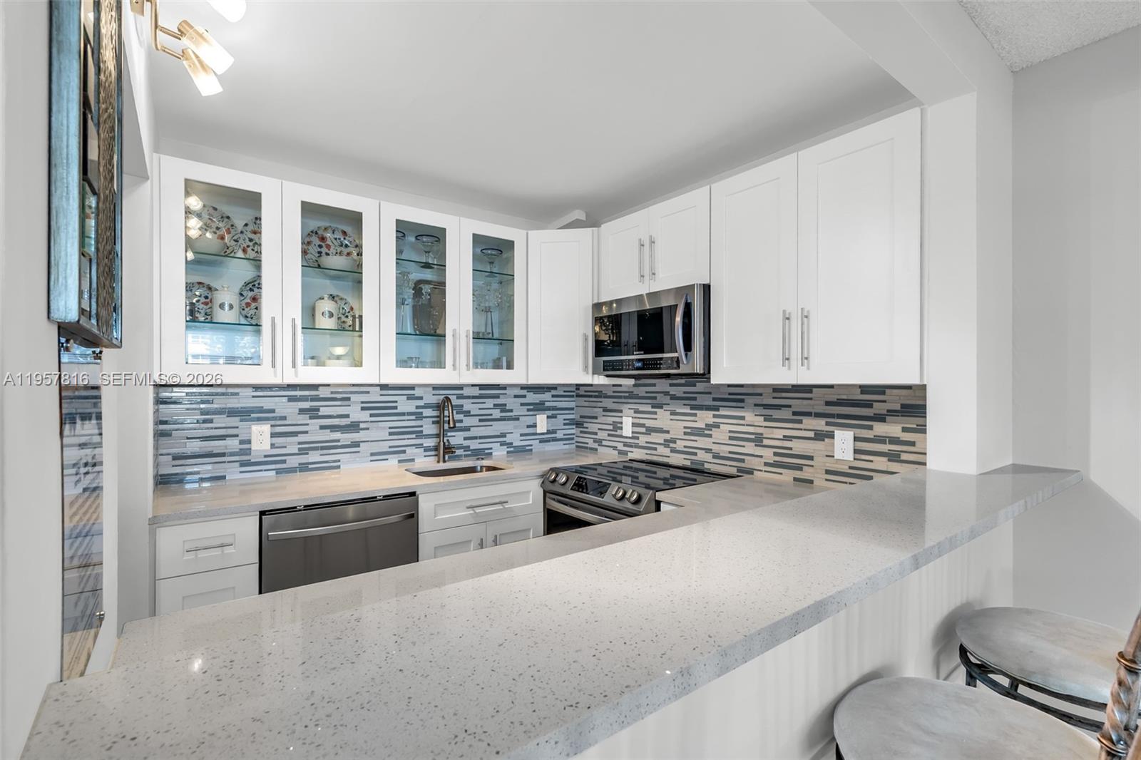 1116 E Cambridge E #1116