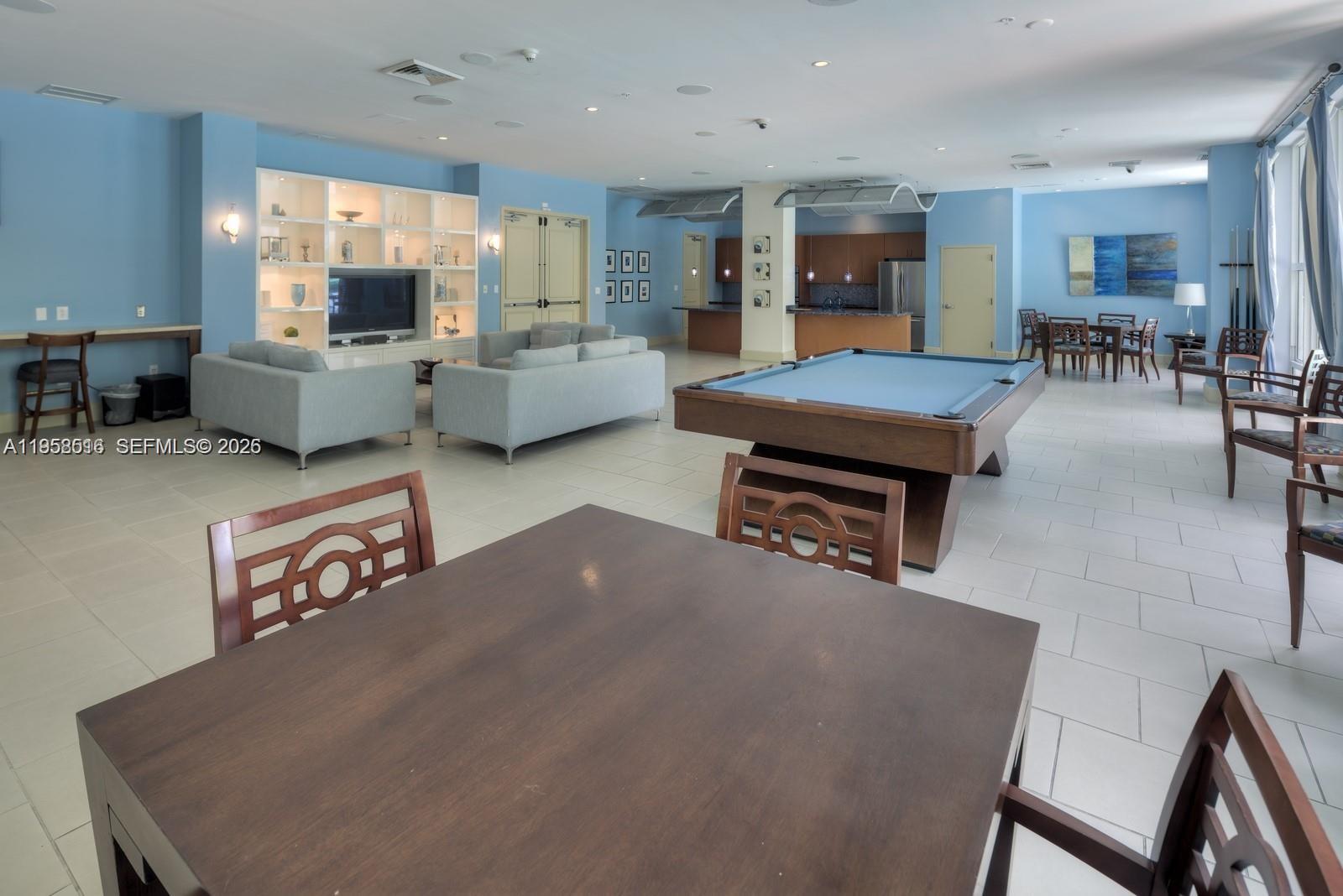 image Cite on the Bay East14