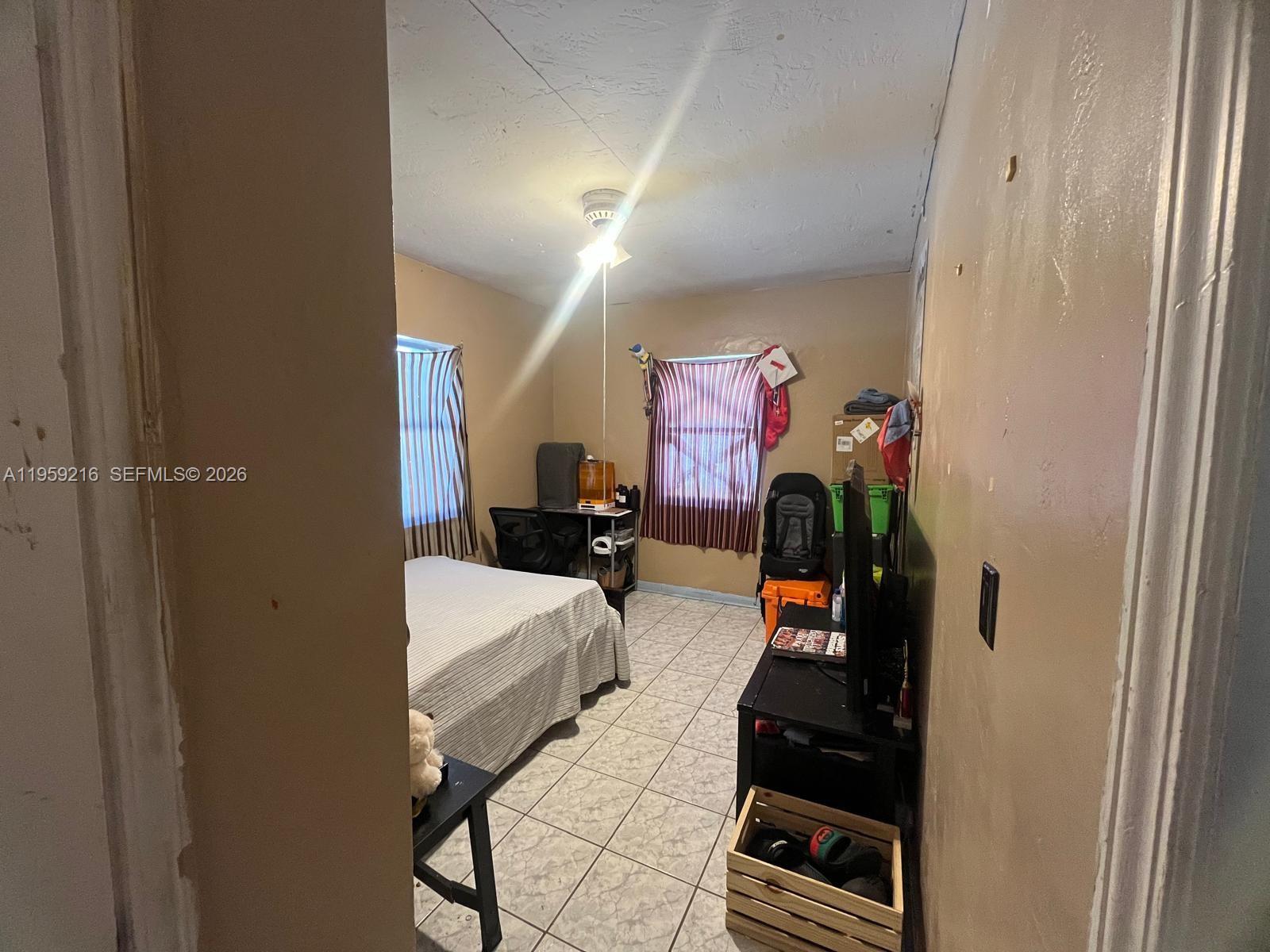 1701 NE 180th St North Miami Beach, FL 33162