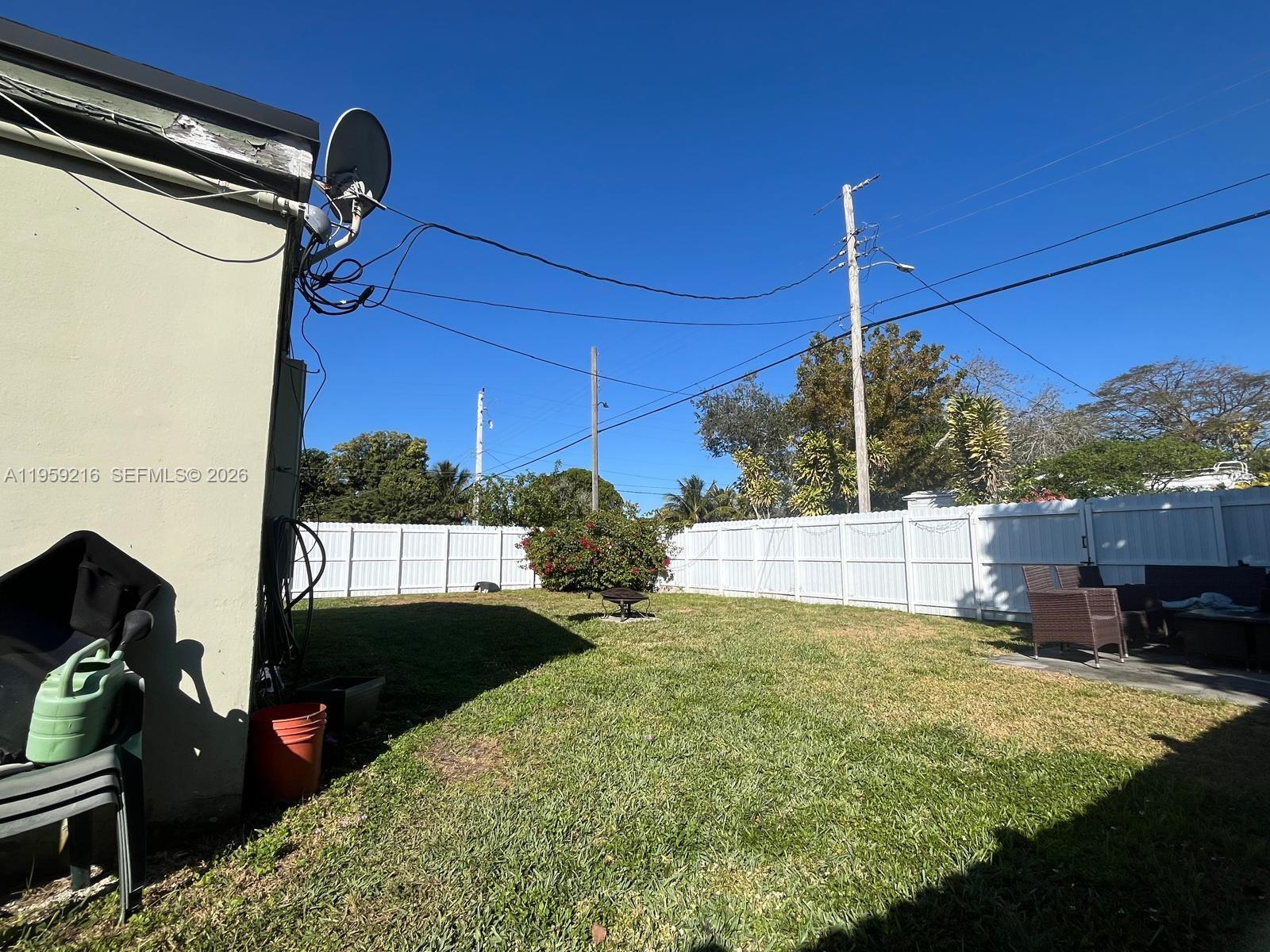 1701 NE 180th St North Miami Beach, FL 33162