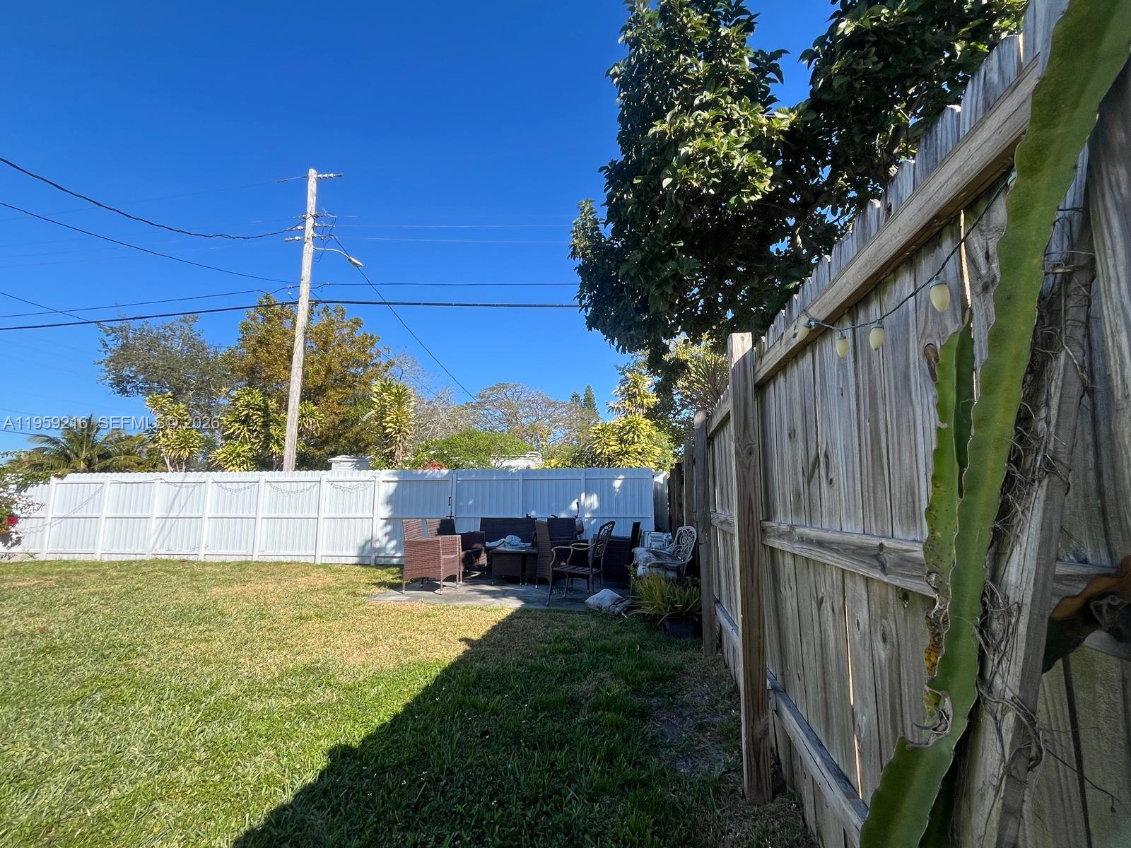 1701 NE 180th St North Miami Beach, FL 33162