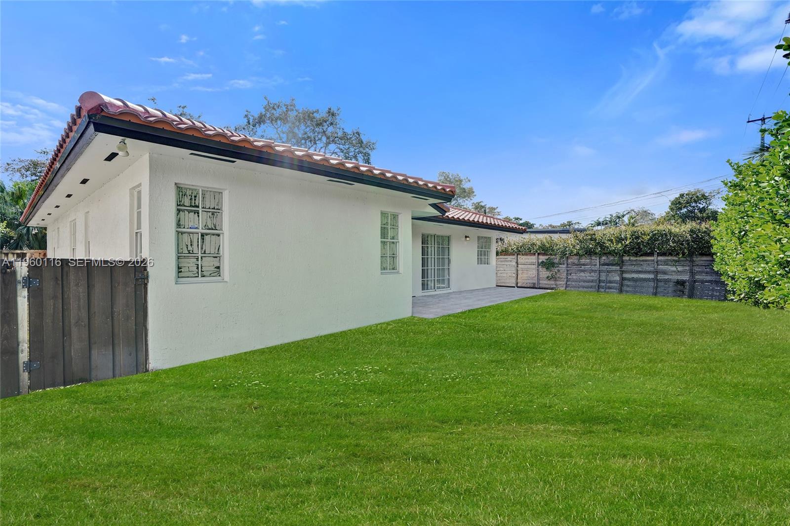 5721 SW 11th St West Miami, FL 33144