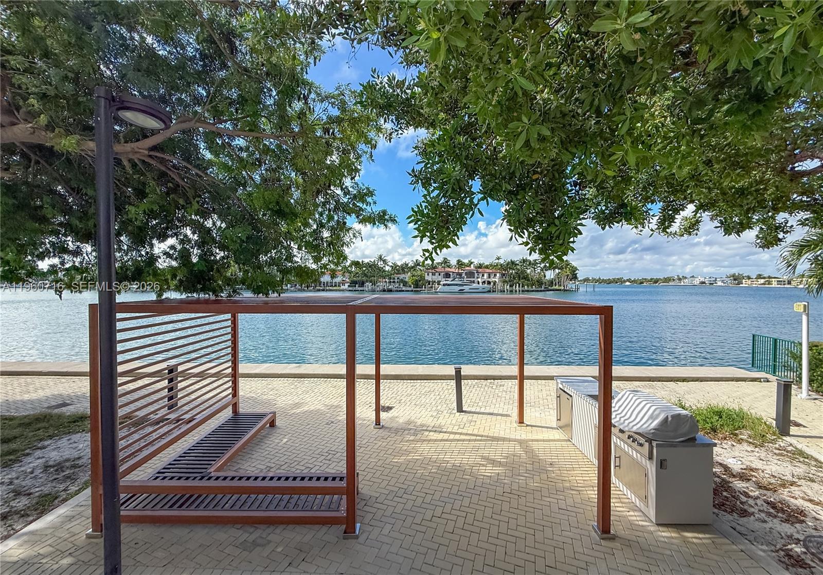 6620 Indian Crk Dr #116 Miami Beach, FL 33141