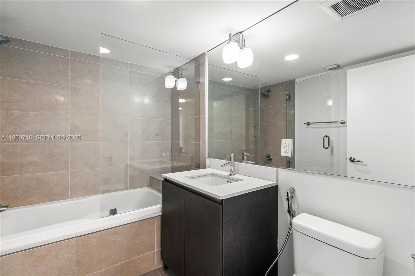 6620 Indian Crk Dr #116 Miami Beach, FL 33141