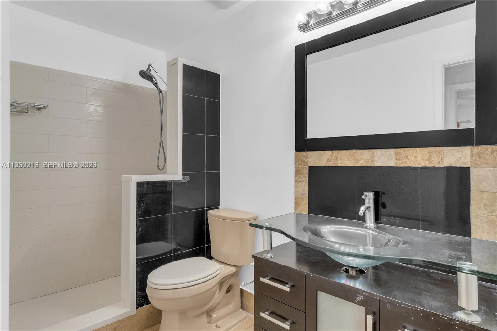 9415 W Mcnab Rd #204 Tamarac, FL 33321