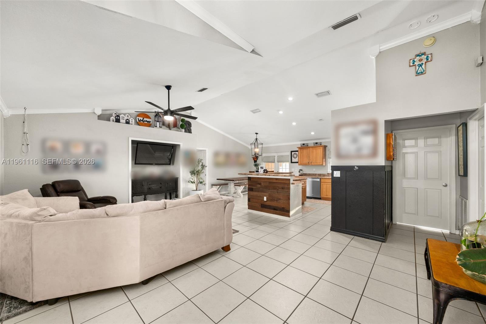 4031 Santa Barbara Sebring, FL 33875