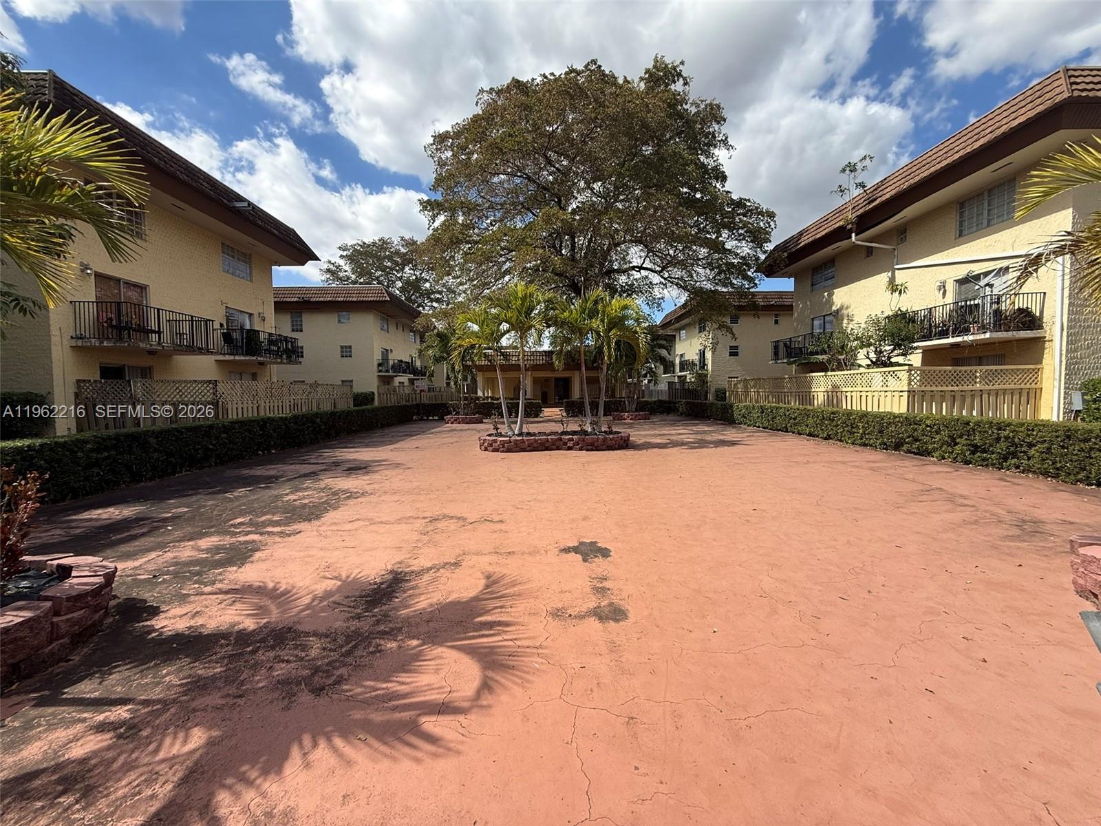 8500 SW 109th Ave #6-109 Miami, FL 33173