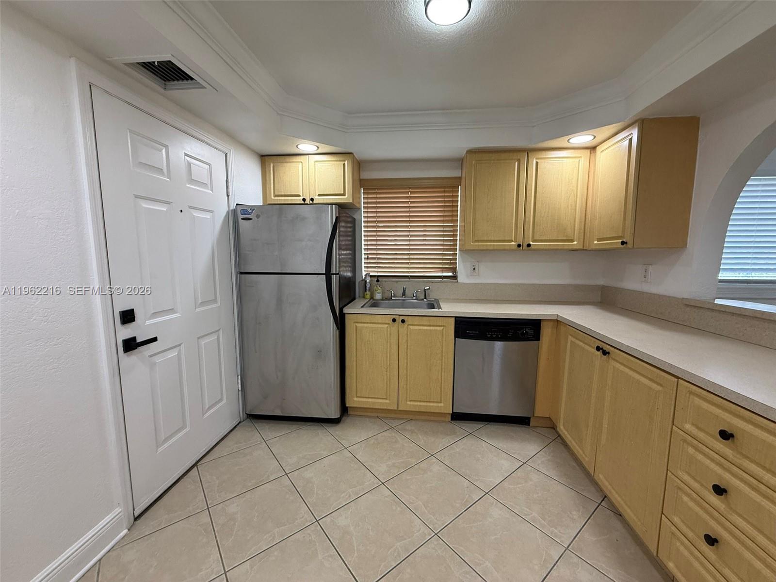 8500 SW 109th Ave #6-109 Miami, FL 33173