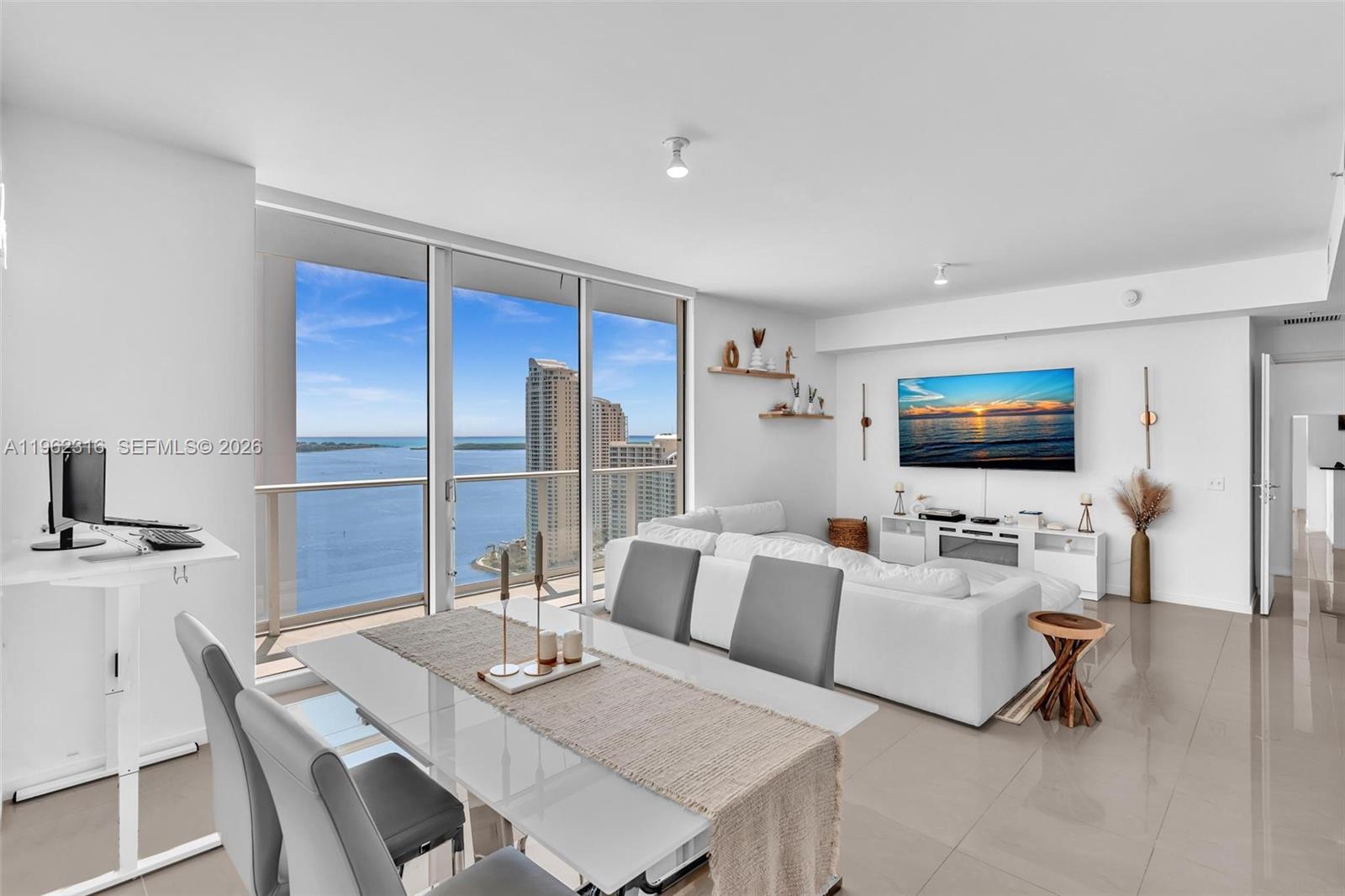 300 S Biscayne Blvd #2916