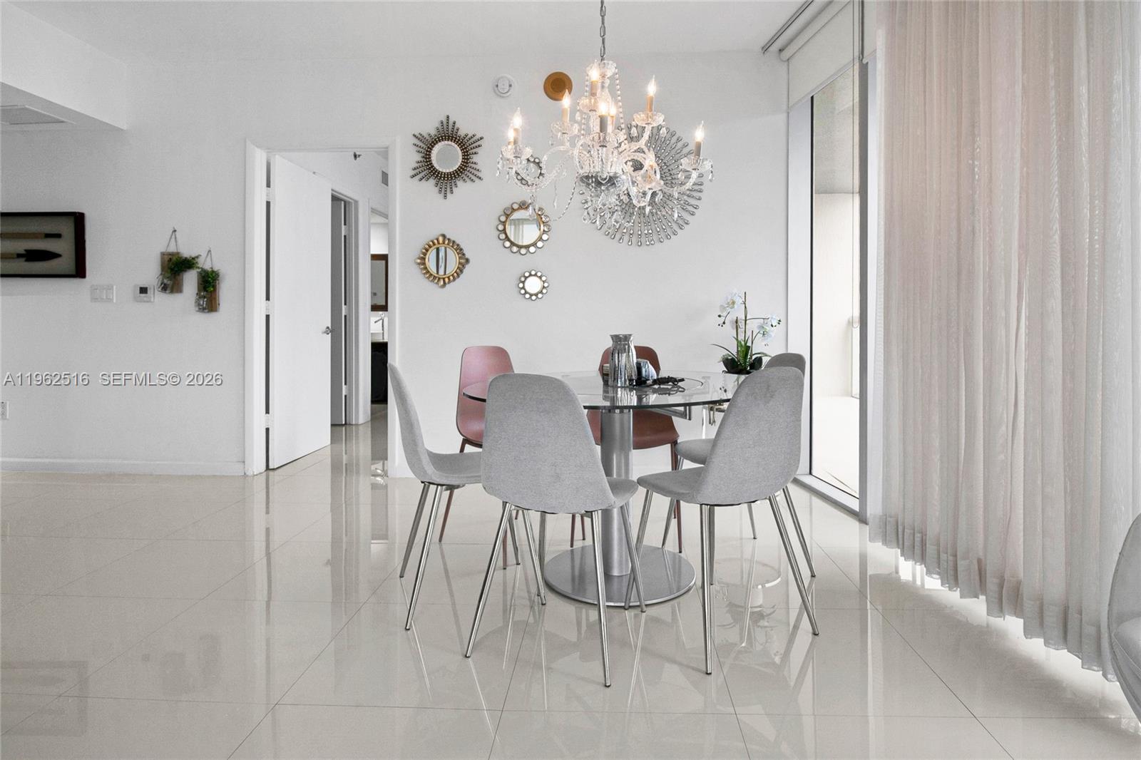 image Icon Brickell I21