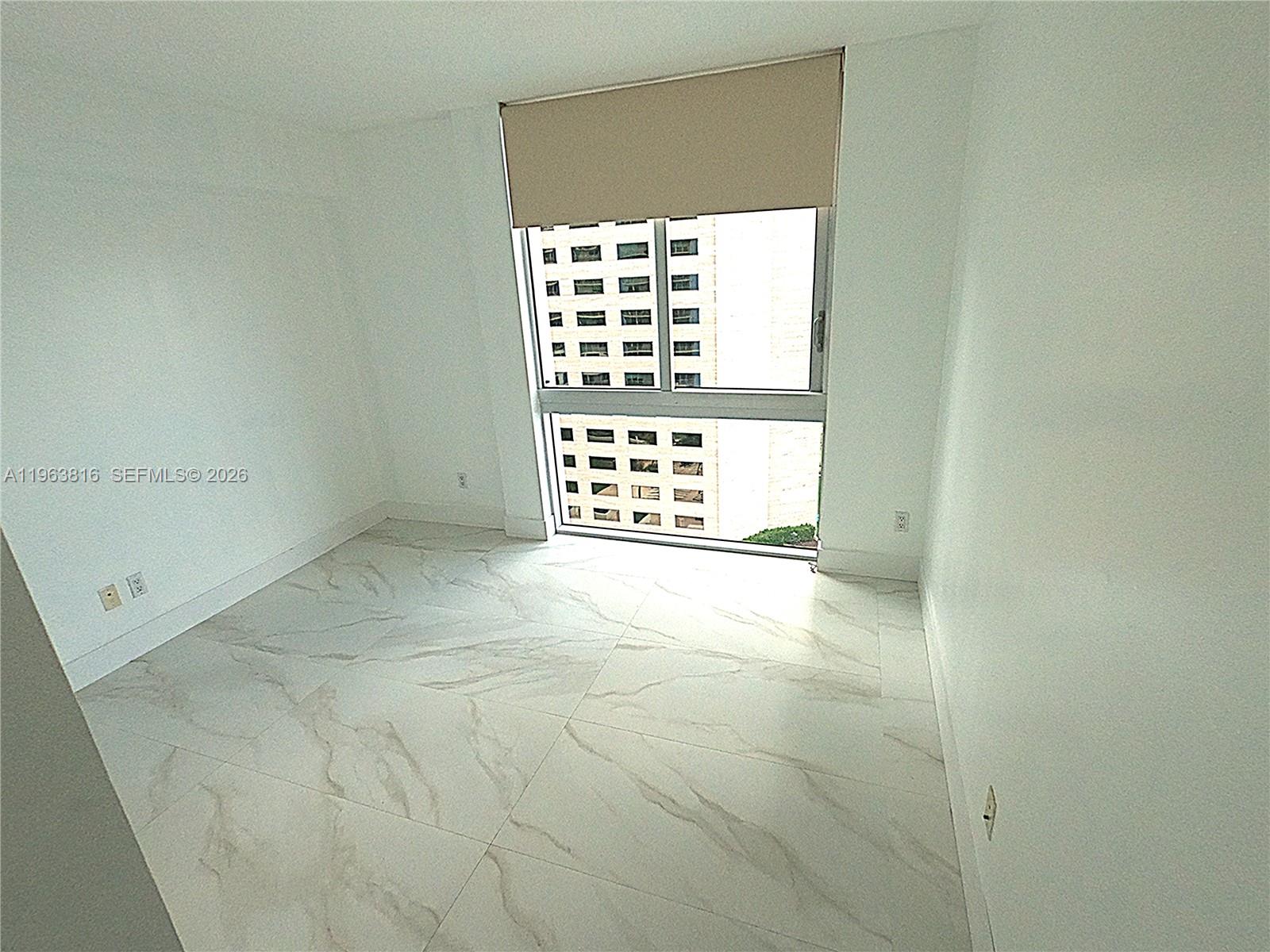335 S Biscayne Blvd #1712 Miami, FL 33131