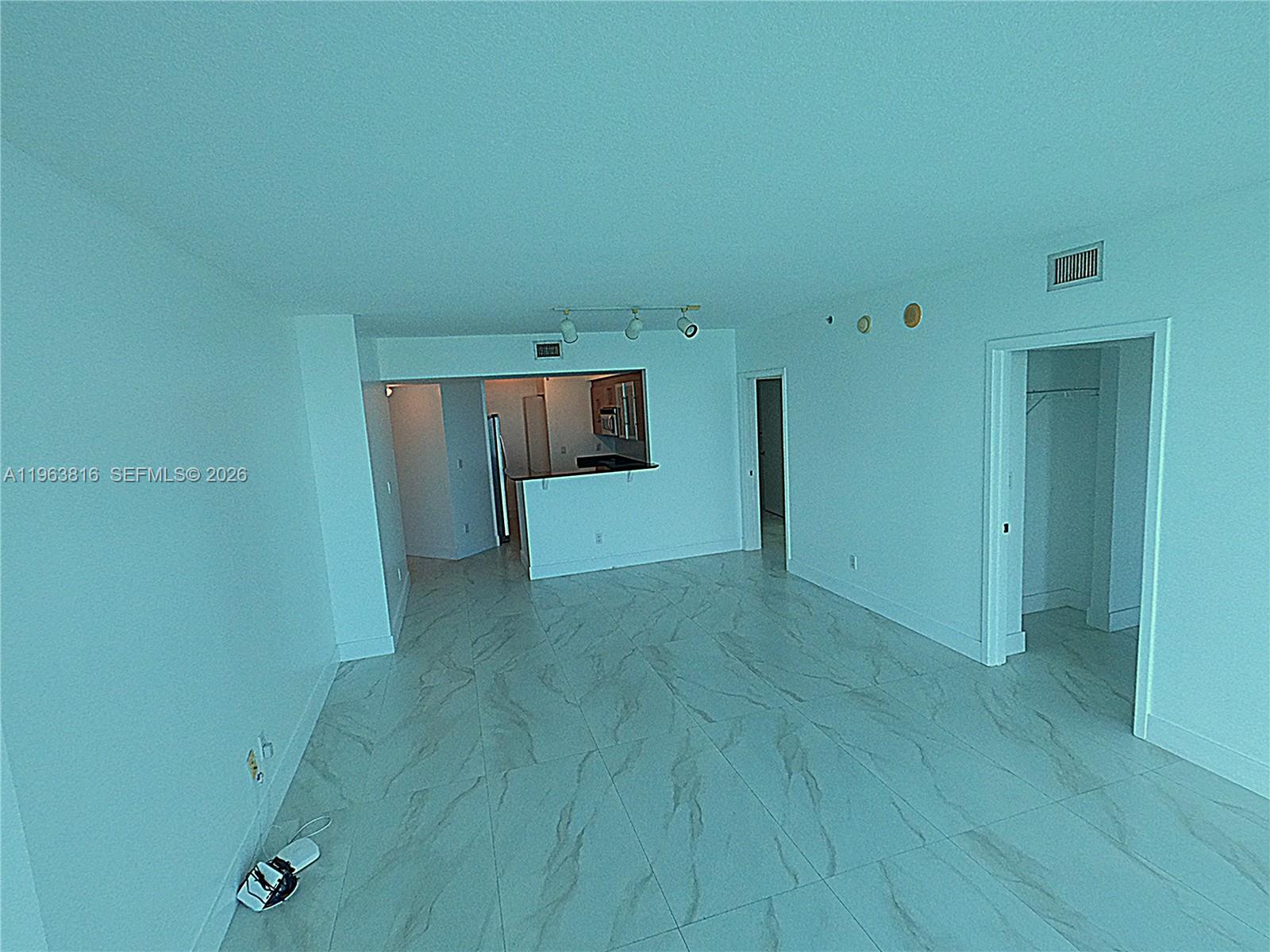 335 S Biscayne Blvd #1712 Miami, FL 33131