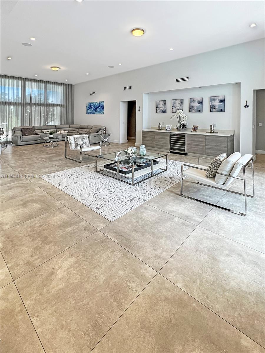 16640 Sunset Way Weston, FL 33326